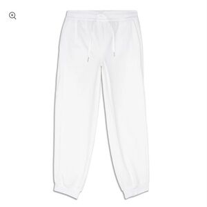 Lululemon Scuba high rise jogger, cuffed at bottom, size 4, worn & washed twice